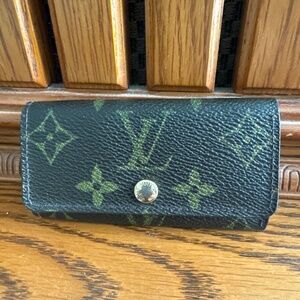 Lv Damier Ebene Key holder